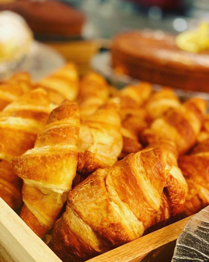 Hotel Apogeo - Breakfast Experience Rimini Esterno foto
