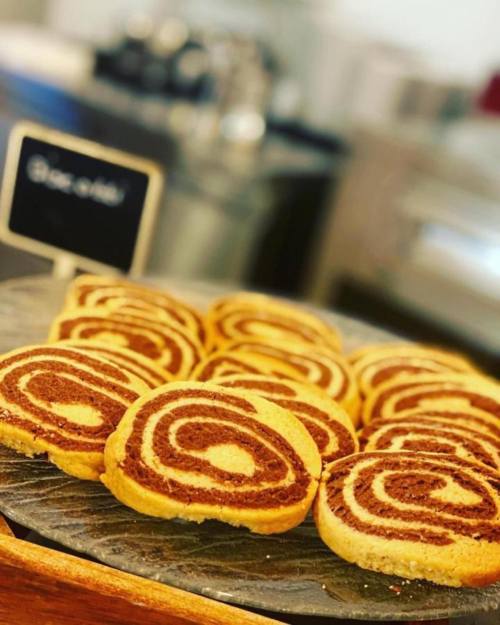 Hotel Apogeo - Breakfast Experience Rimini Esterno foto